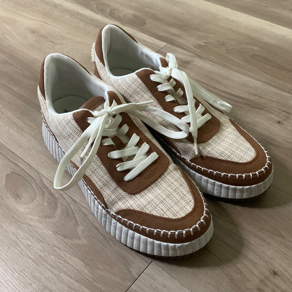 Boho sneakers trendy size 11  Target LIKE NEW, worn once